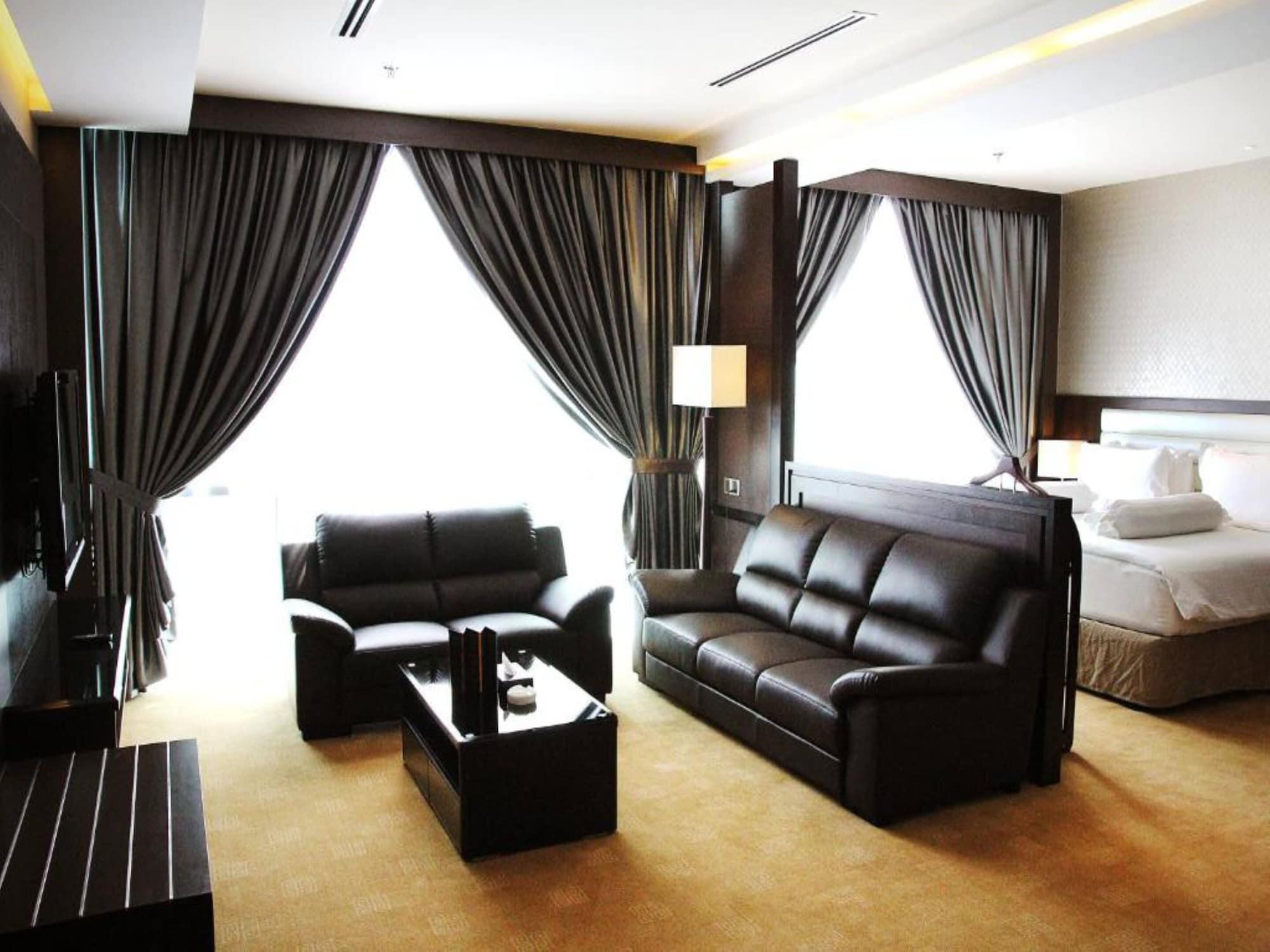 Ksl Hotel & Resort Johor Bahru Exterior foto A room at the hotel
