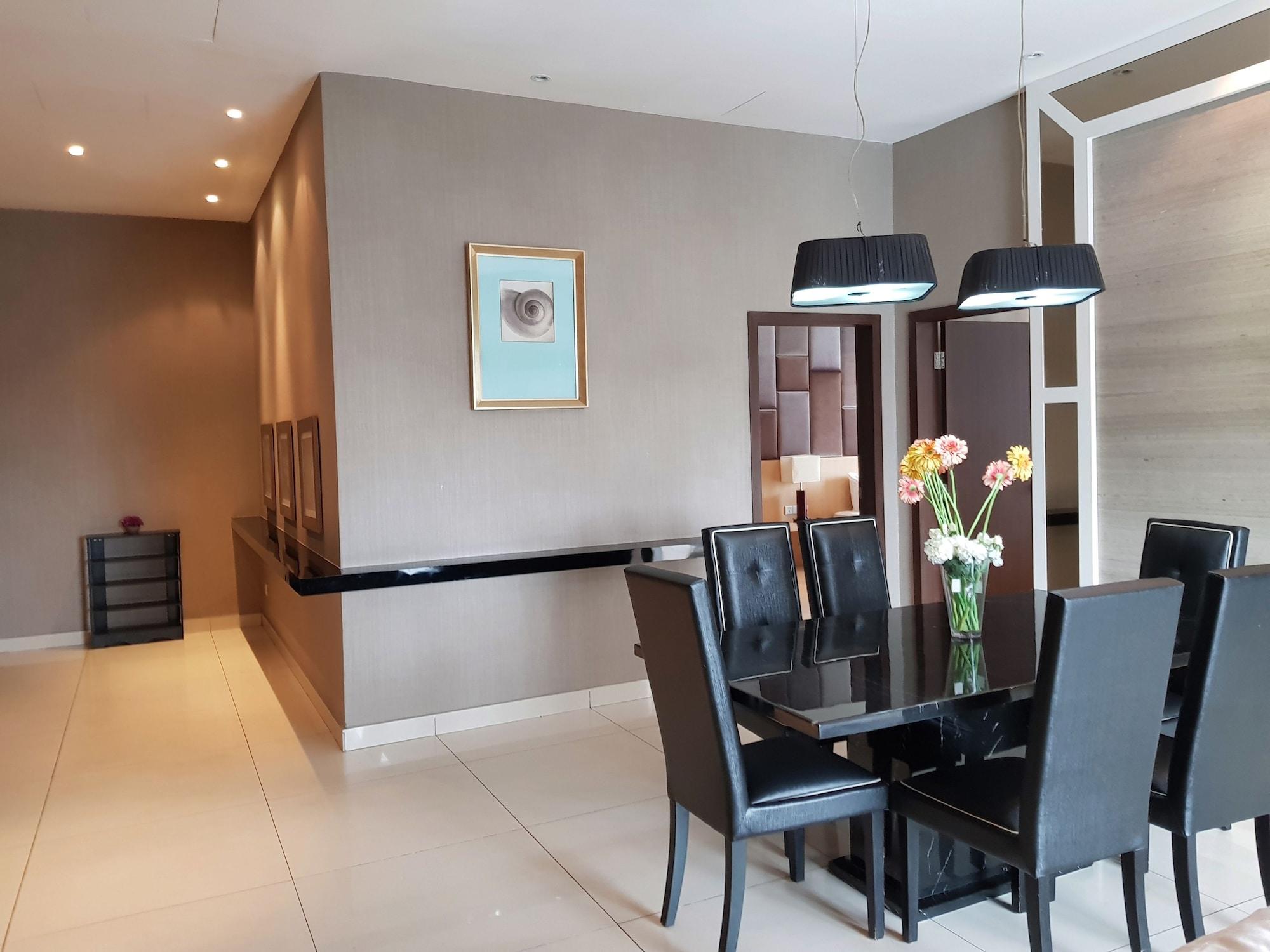 Ksl Hotel & Resort Johor Bahru Exterior foto Interior of a modern apartment in Singapore