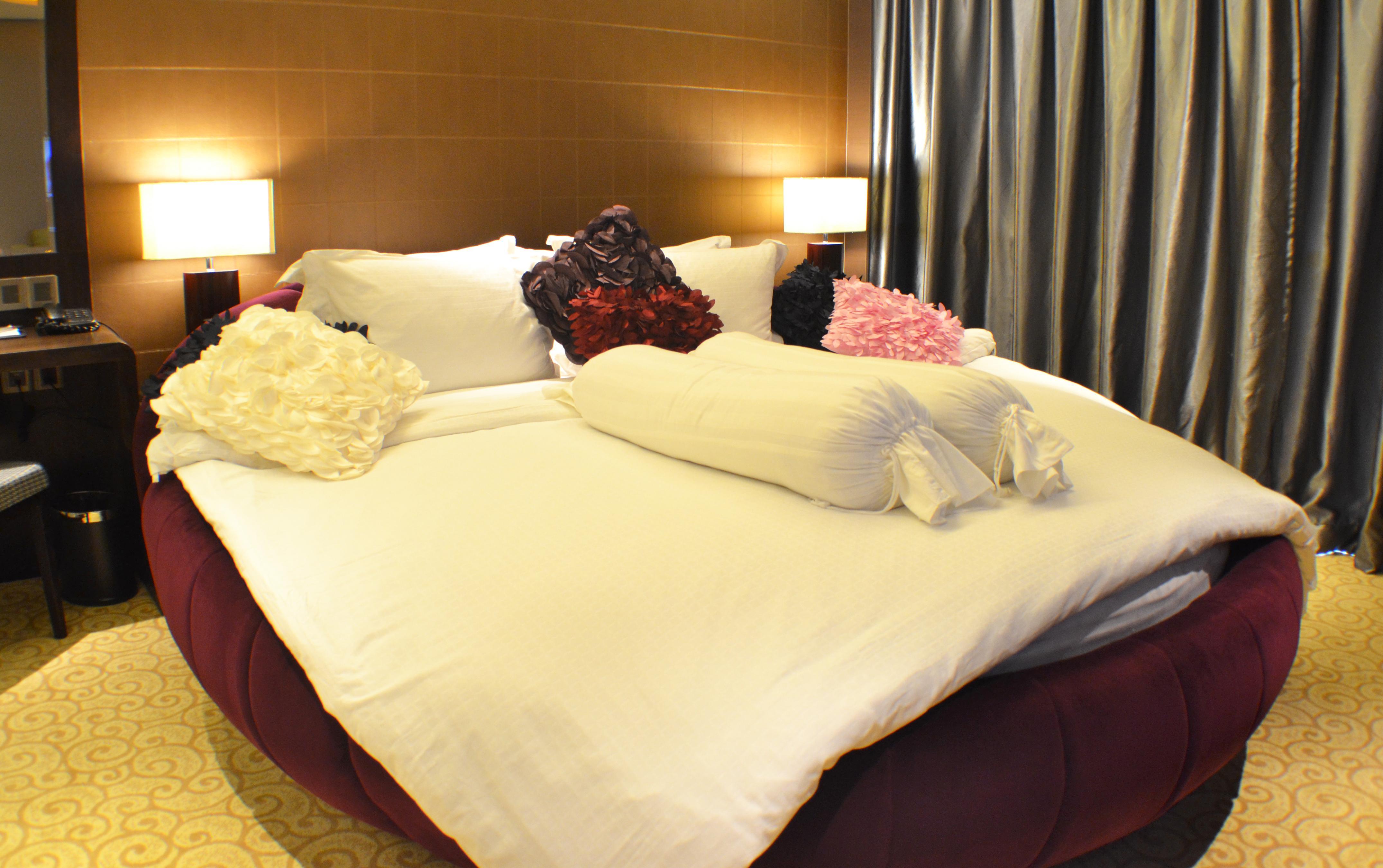 Ksl Hotel & Resort Johor Bahru Exterior foto A guest room at the hotel