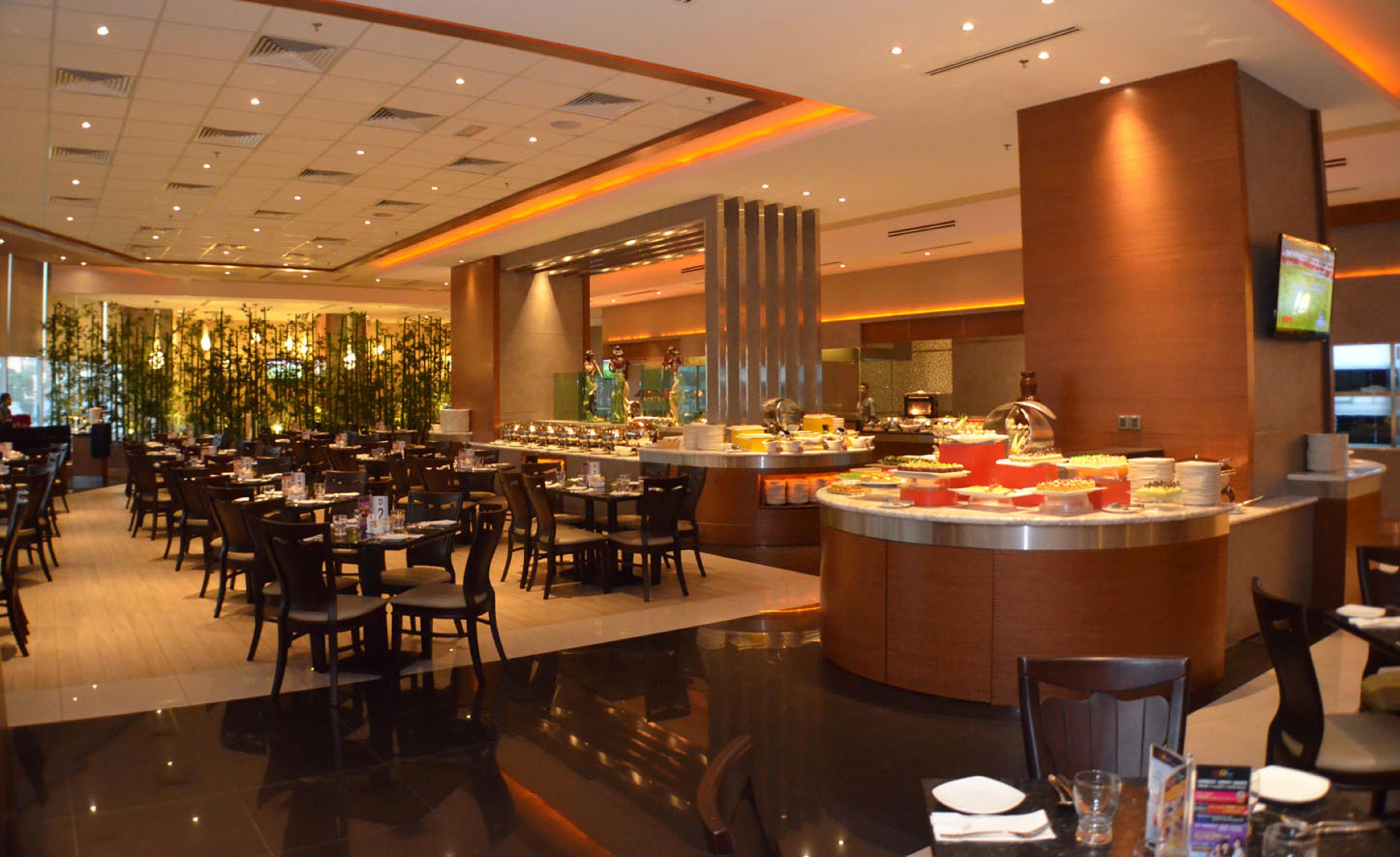 Ksl Hotel & Resort Johor Bahru Exterior foto The hotel's restaurant